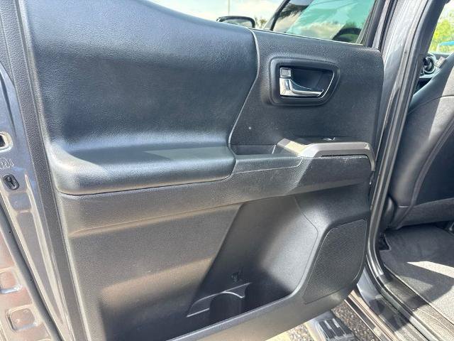 Used 2023 Toyota Tacoma Limited w/ Nightshade Package AWD/4WD image 20
