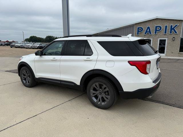 Certified 2023 Ford Explorer XLT w/ Equipment Group 202A AWD/4WD image 5