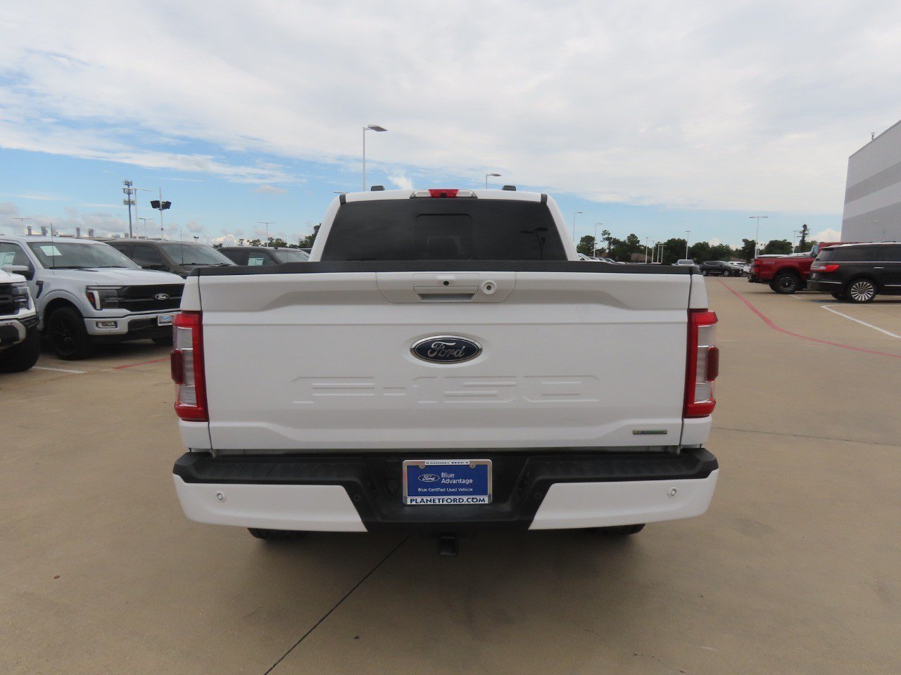 Certified 2022 Ford F150 Lariat w/ Equipment Group 502A High AWD/4WD image 11