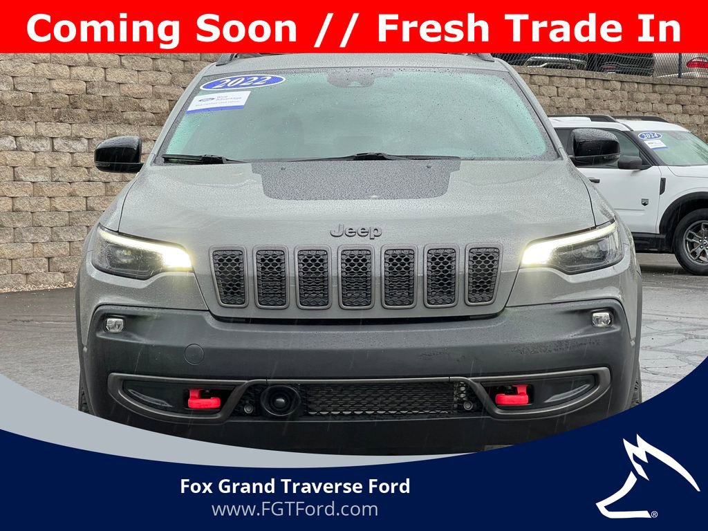 Used 2022 Jeep Cherokee Trailhawk w/ Premium Leather Package AWD/4WD image 40