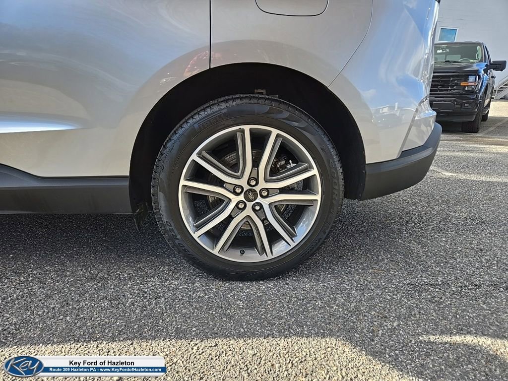 Certified 2023 Ford Edge Titanium w/ Class II Trailer Tow Package AWD/4WD image 11