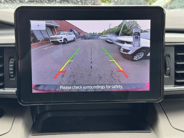 Certified 2023 Ford Explorer XLT w/ Equipment Group 202A AWD/4WD image 24