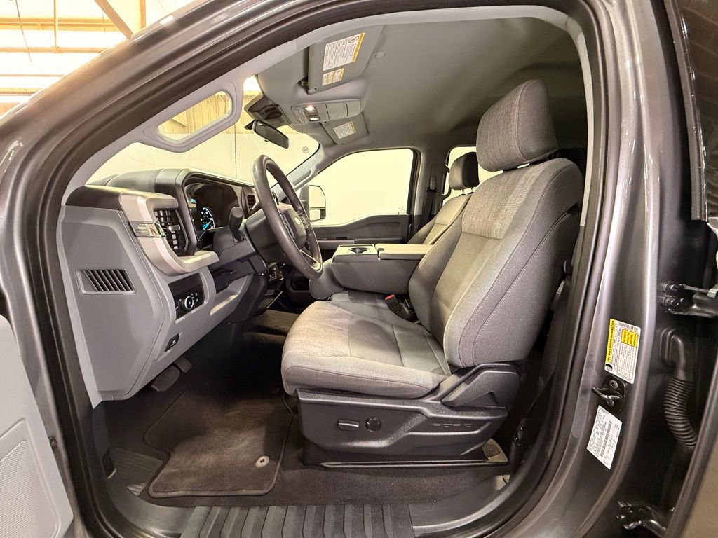 Certified 2025 Ford F250 XLT w/ FX4 Off-Road Package image 16