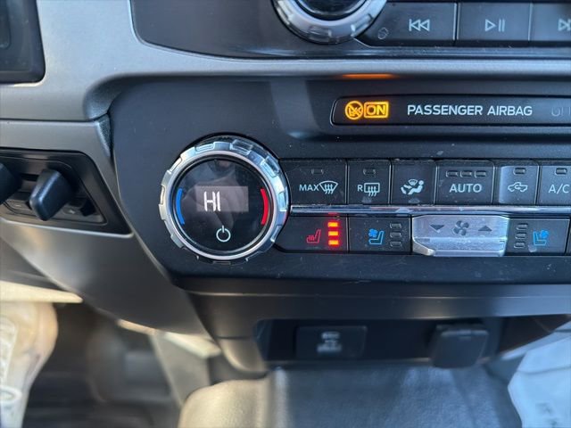 Certified 2022 Ford F250 Lariat w/ Black Appearance Package image 39