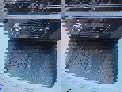 Certified 2025 Ford Explorer Platinum w/ Ultimate Package image 13