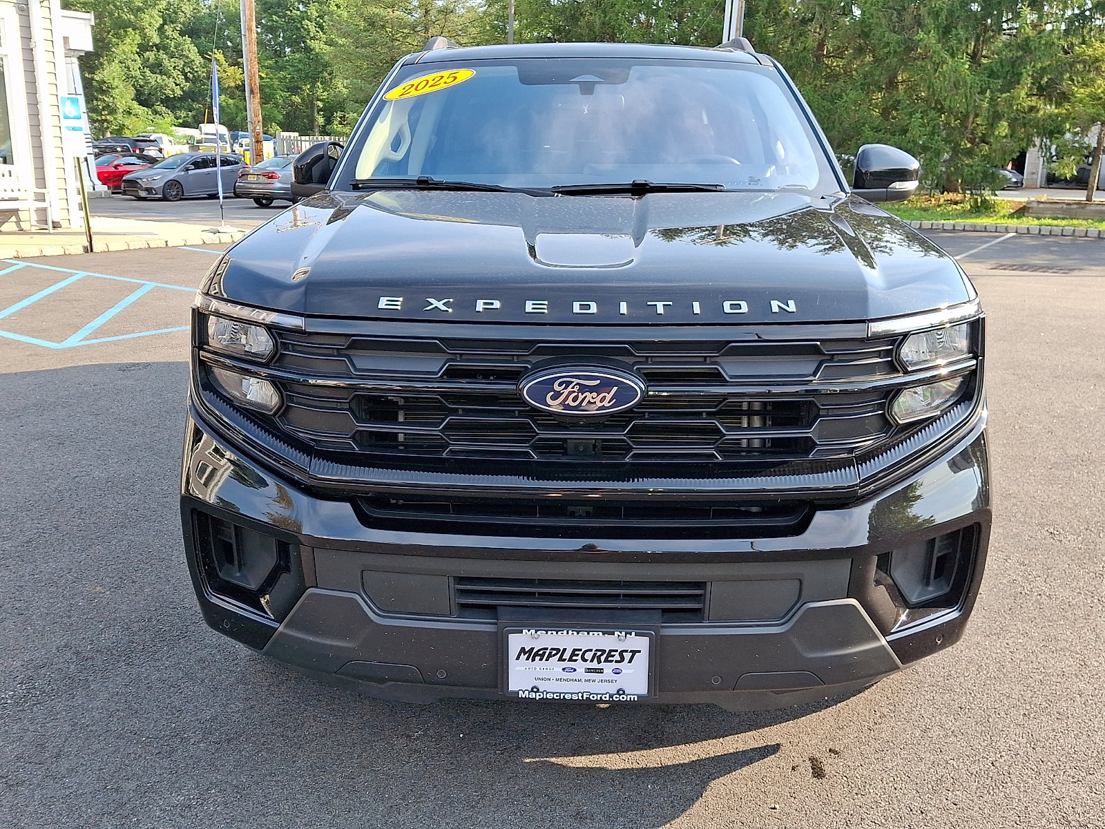 Certified 2025 Ford Expedition Active AWD/4WD image 2