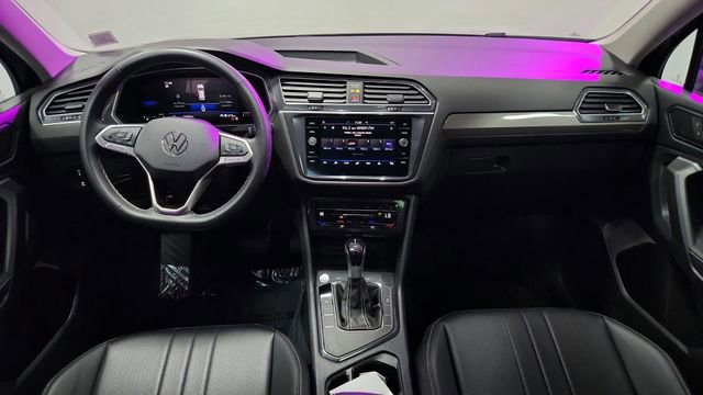 Used 2024 Volkswagen Tiguan SE image 18