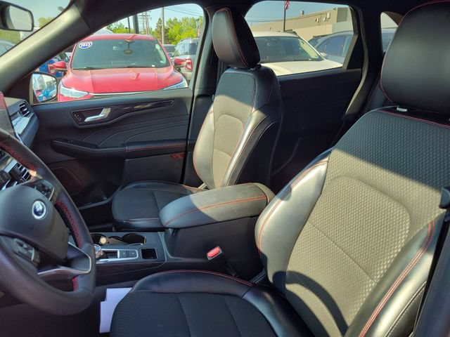Certified 2024 Ford Escape ST-Line w/ Tech Pack #1 AWD/4WD image 12
