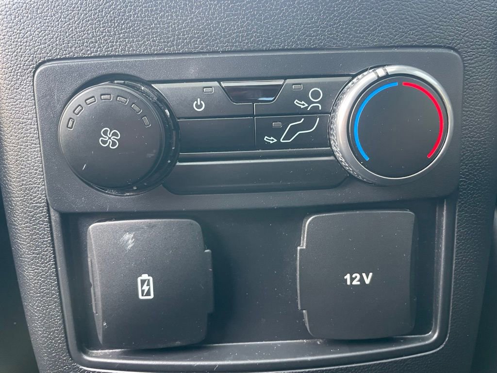 Certified 2024 Ford Explorer XLT w/ Equipment Group 202A image 13