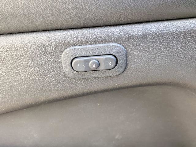 Used 2018 Jeep Grand Cherokee Limited image 18