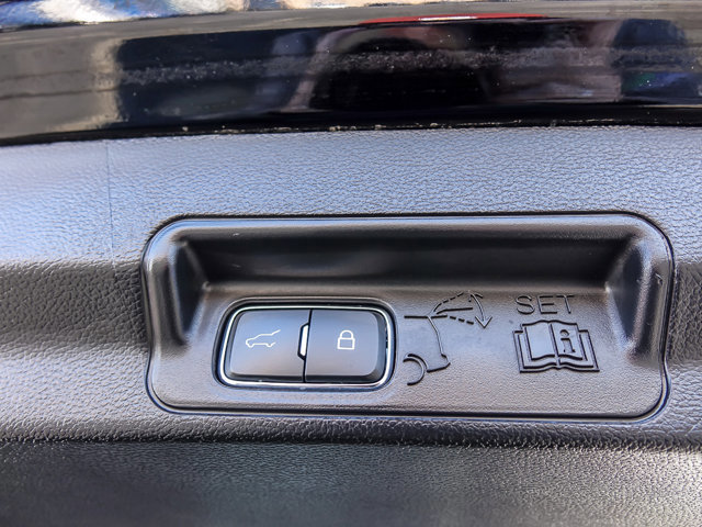 Certified 2025 Ford Explorer Active w/ Active Comfort Package image 26