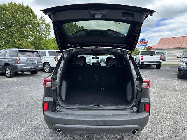 Certified 2025 Ford Escape ST-Line AWD/4WD image 10
