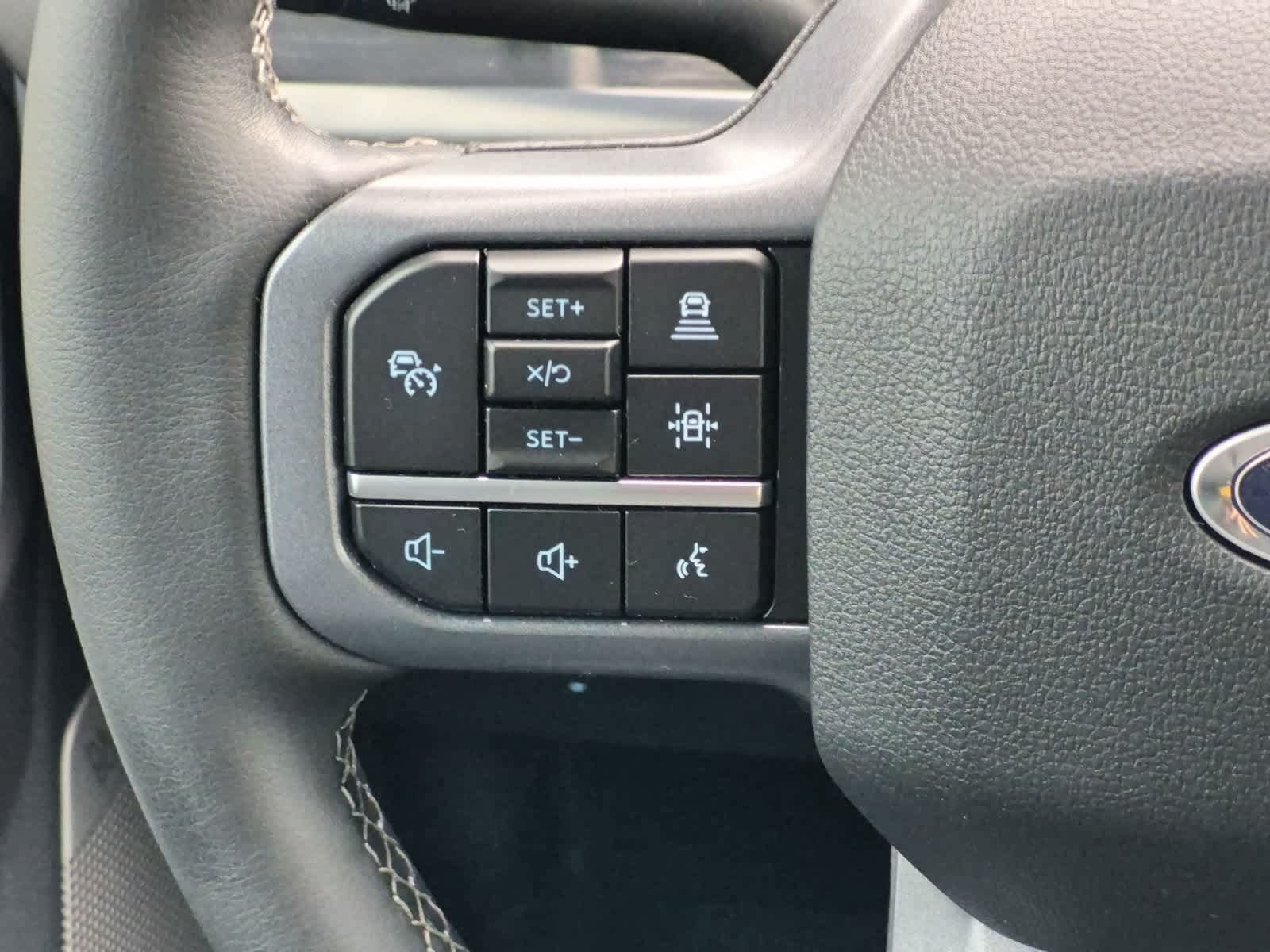 Certified 2026 Ford F250 Lariat w/ Tremor Off-Road Package AWD/4WD image 23