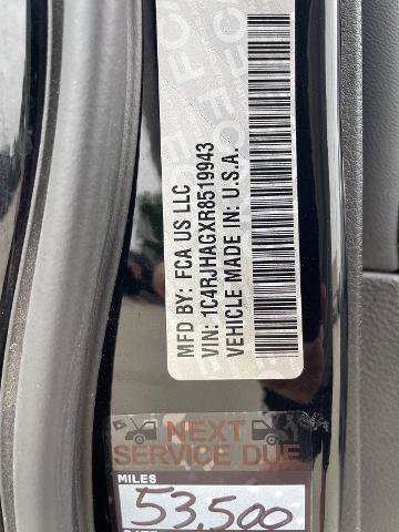 Used 2024 Jeep Grand Cherokee Laredo AWD/4WD image 32