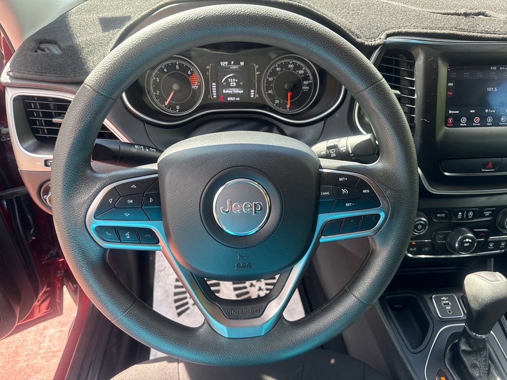 Used 2021 Jeep Cherokee Latitude FWD image 15