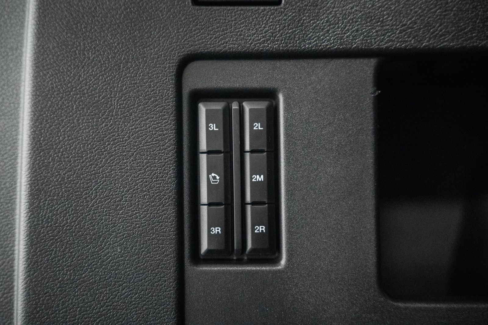 Certified 2022 Ford Expedition Platinum image 25