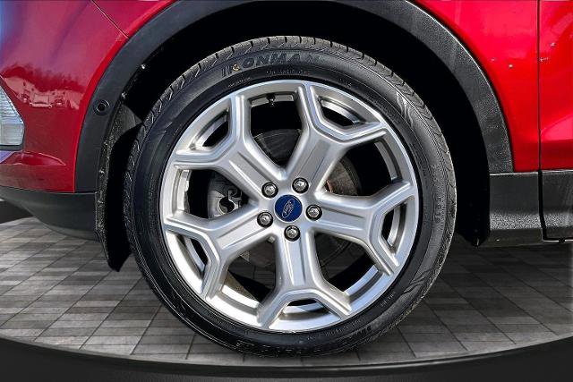 Certified 2019 Ford Escape Titanium image 9