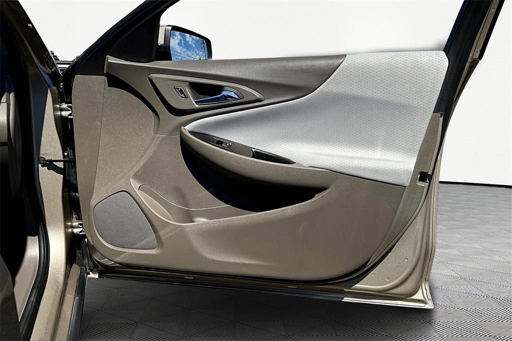 Used 2022 Chevrolet Malibu LS w/ Driver Confidence Package II image 24