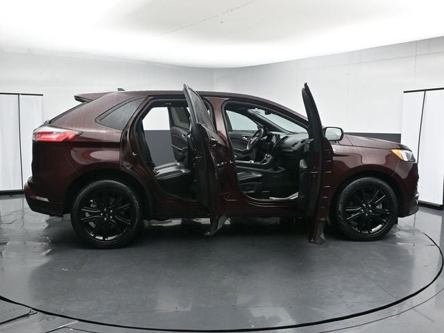 Certified 2024 Ford Edge ST-Line AWD/4WD image 39
