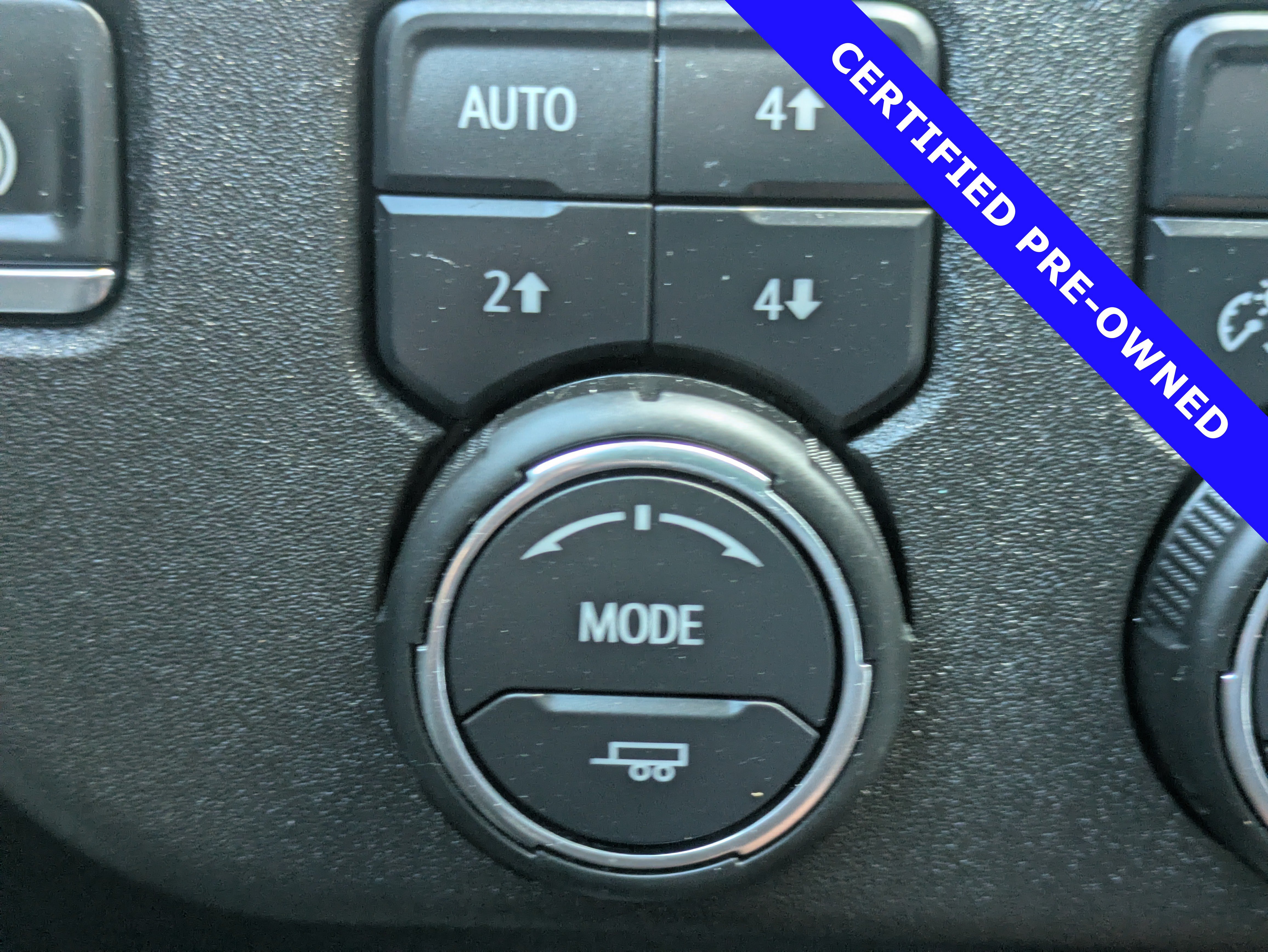 Used 2025 Chevrolet Silverado 1500 RST AWD/4WD image 34