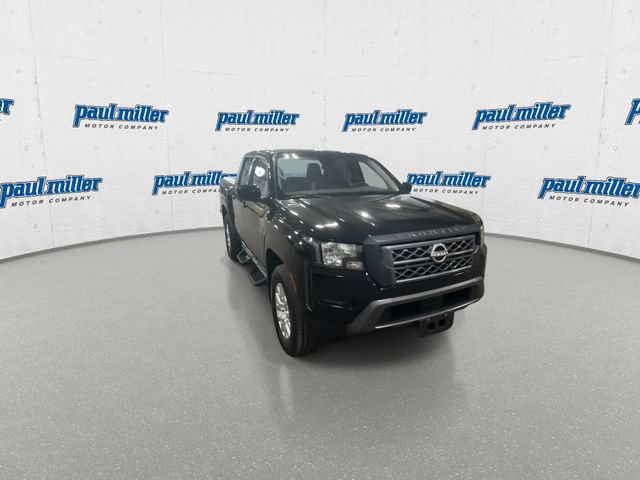 Used 2023 Nissan Frontier SV w/ Technology Package AWD/4WD image 3