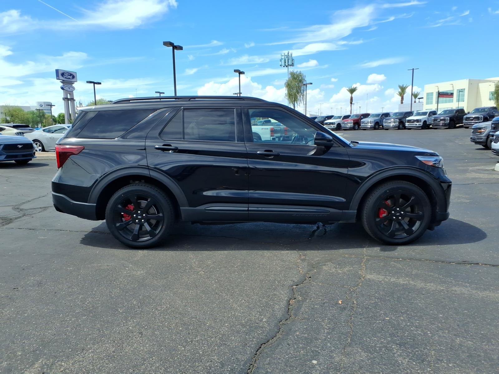 Certified 2023 Ford Explorer ST w/ Equipment Group 401A AWD/4WD image 7