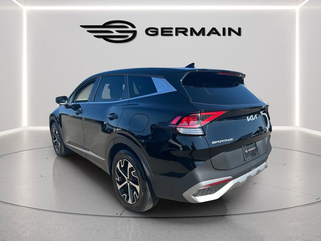 Used 2024 Kia Sportage EX image 6