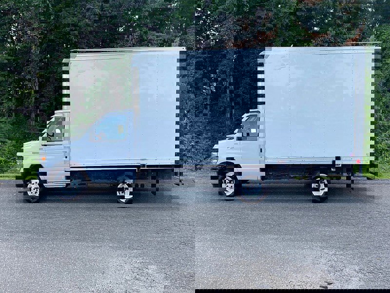 Certified 2021 Ford E-450 and Econoline 450 Super Duty w/ Power Windows & Locks Group image 2