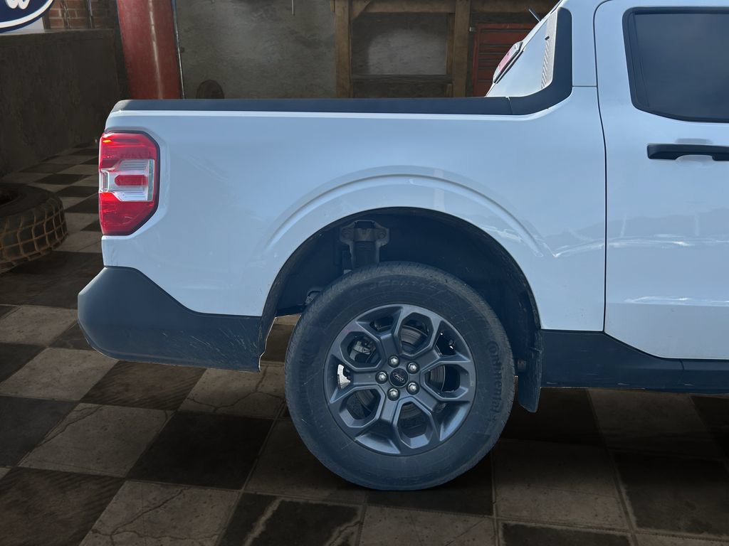 Certified 2025 Ford Maverick XLT FWD image 8