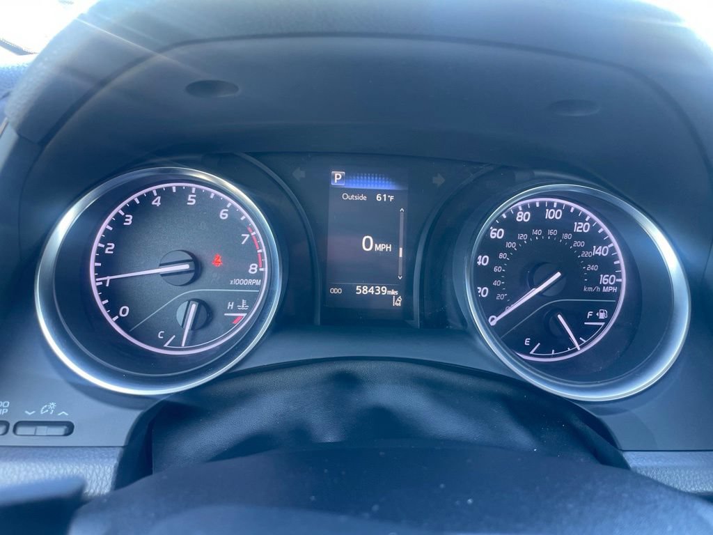 Used 2018 Toyota Camry SE FWD image 13