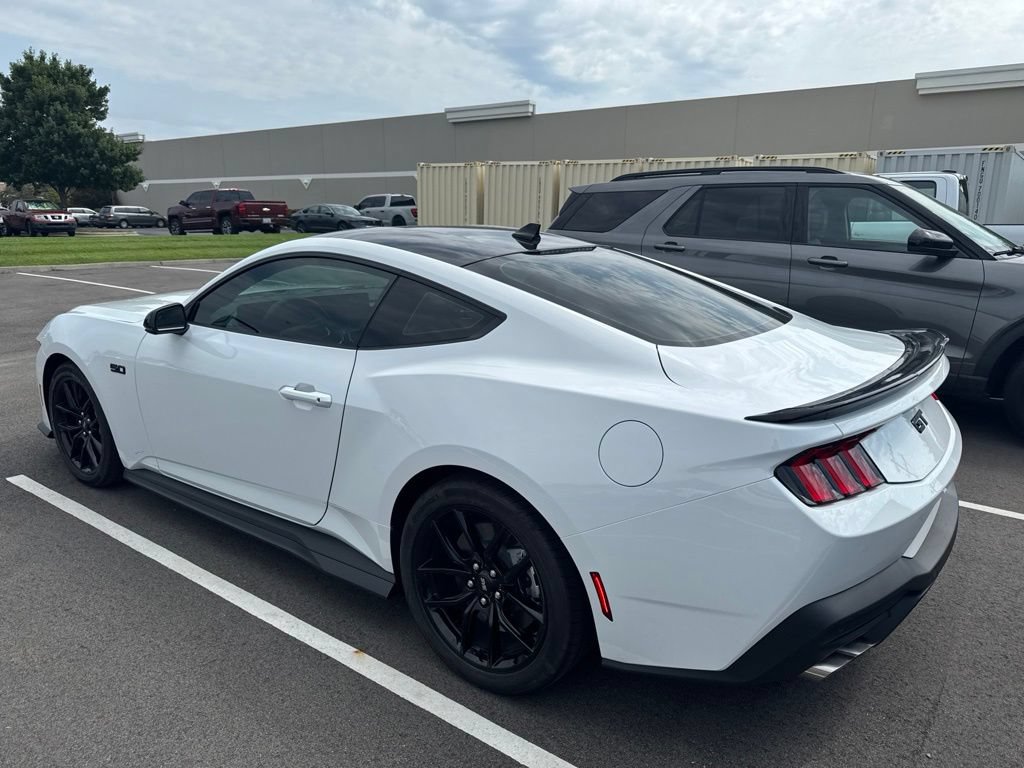 Certified 2025 Ford Mustang GT Premium RWD image 7