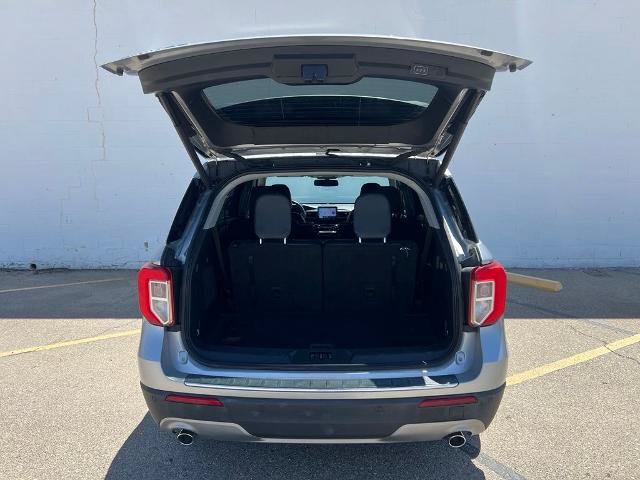 Certified 2023 Ford Explorer Limited RWD image 5
