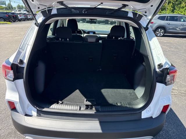 Certified 2022 Ford Escape S AWD/4WD image 15