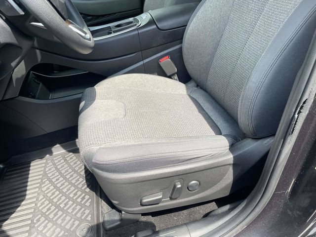 Used 2022 Hyundai Santa Fe SEL w/ Cargo Package FWD image 9