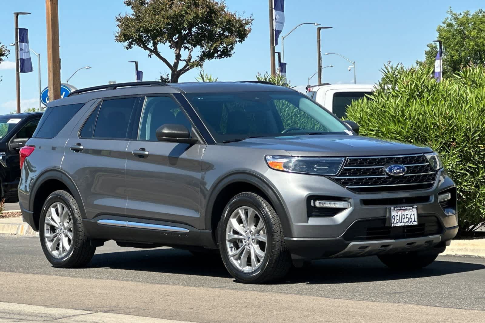 Certified 2023 Ford Explorer XLT w/ Equipment Group 202A AWD/4WD image 10