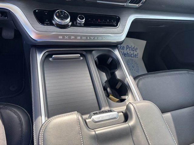 Certified 2025 Ford Expedition Max Platinum AWD/4WD image 16