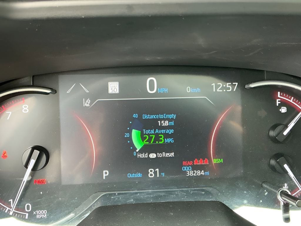 Used 2023 Toyota RAV4 XLE Premium FWD image 27