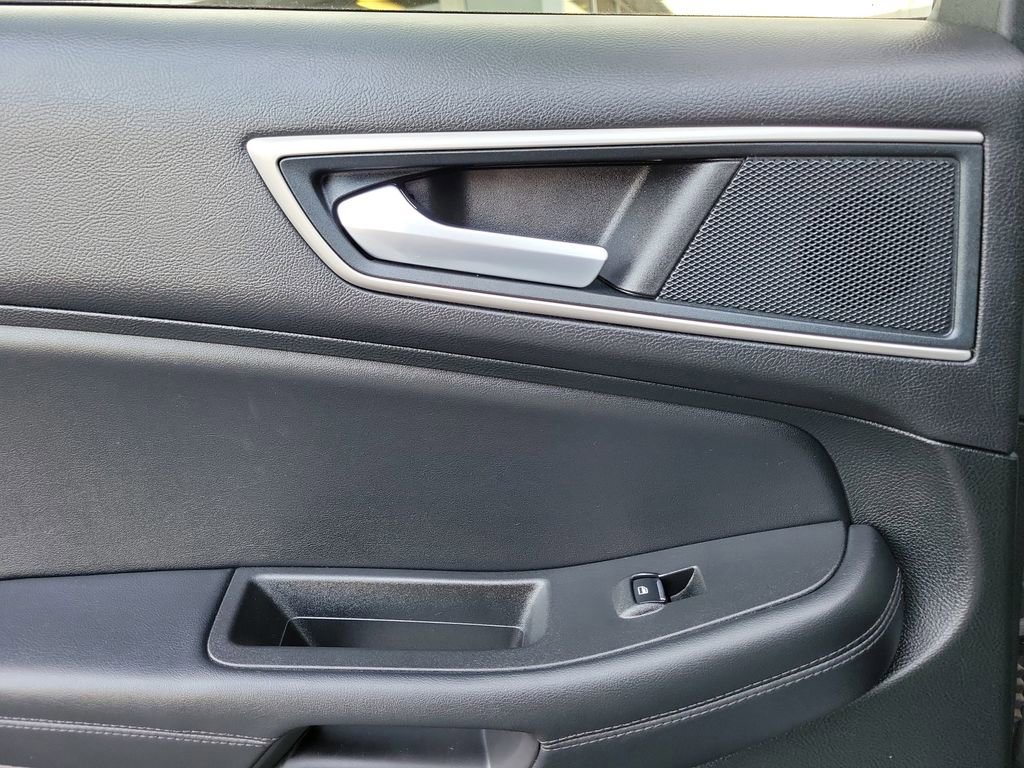 Certified 2024 Ford Edge SEL image 14