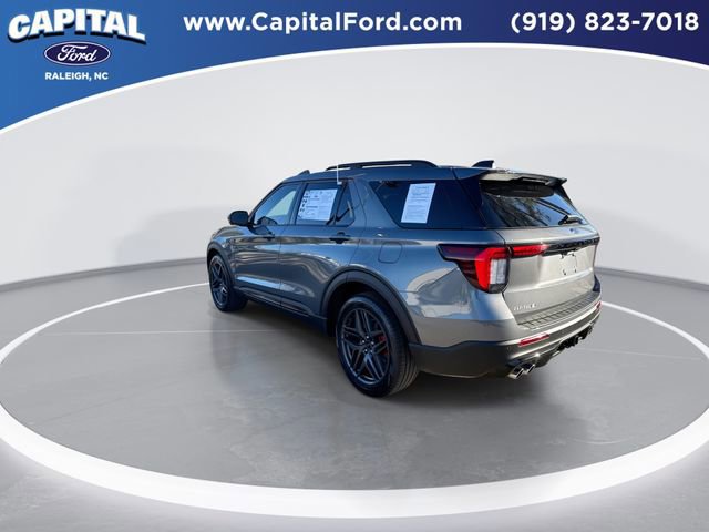 Certified 2025 Ford Explorer ST image 4