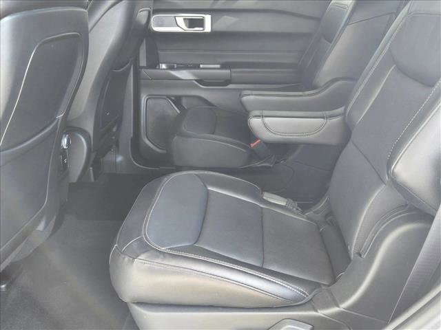 Certified 2020 Ford Explorer Limited RWD image 19