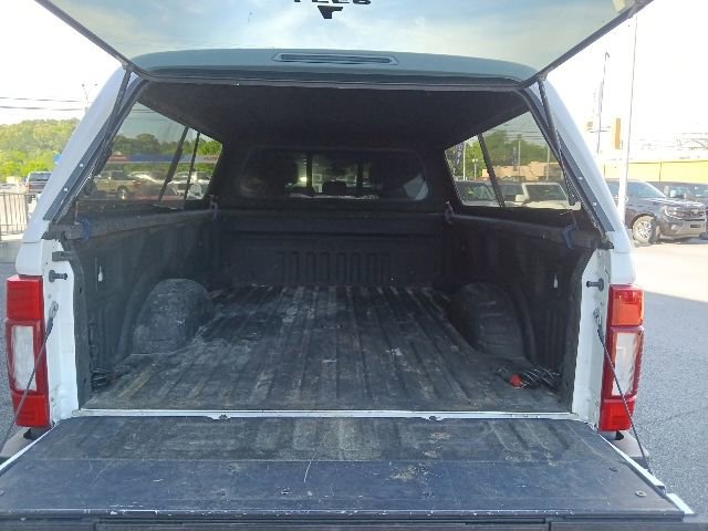 Certified 2022 Ford F350 Lariat w/ Lariat Ultimate Package AWD/4WD image 32