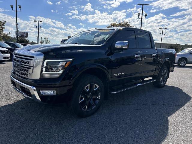 Used 2024 Nissan Titan Platinum Reserve w/ Moonroof Package image 8