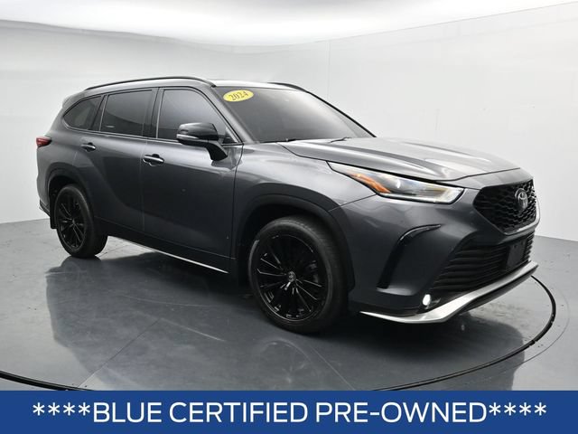 Used 2024 Toyota Highlander XSE AWD/4WD image 2