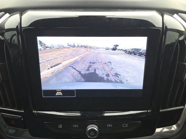 Used 2023 Chevrolet Traverse LT image 36