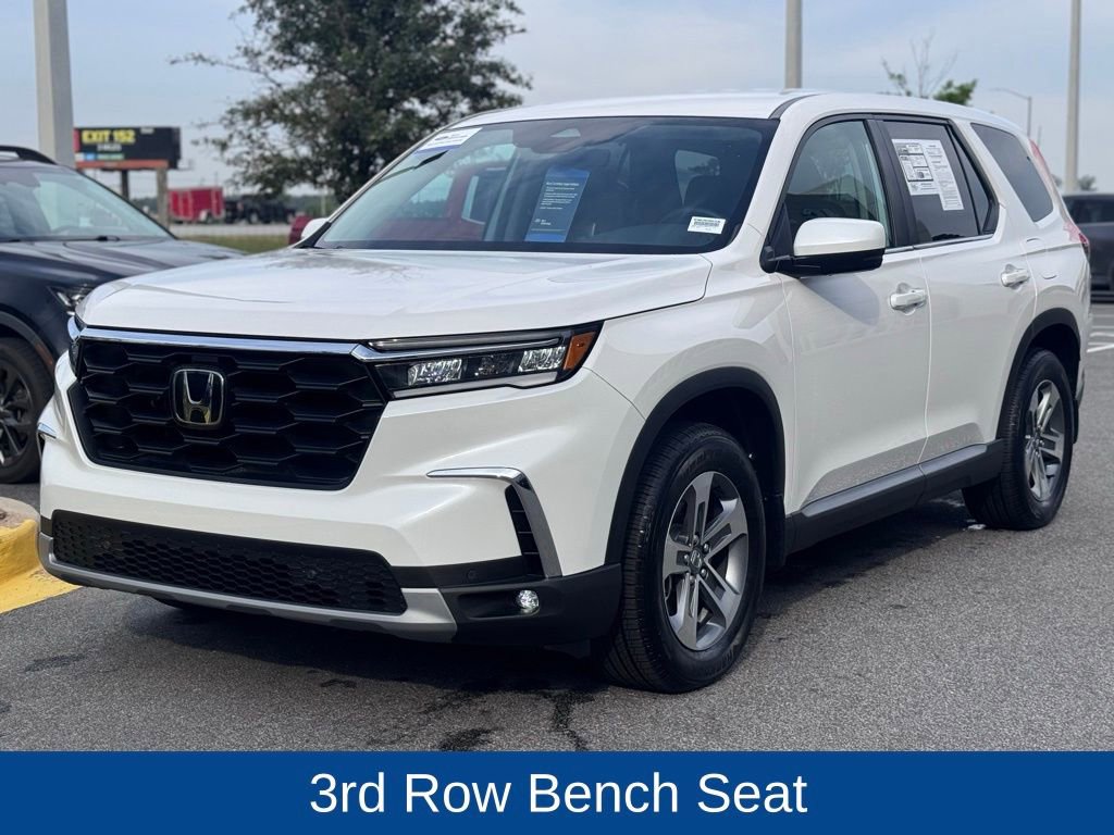 Used 2025 Honda Pilot EX-L image 3