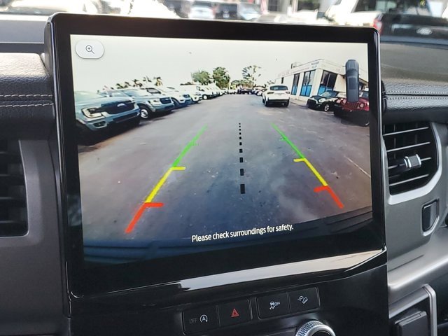 Certified 2024 Ford Expedition XLT image 27