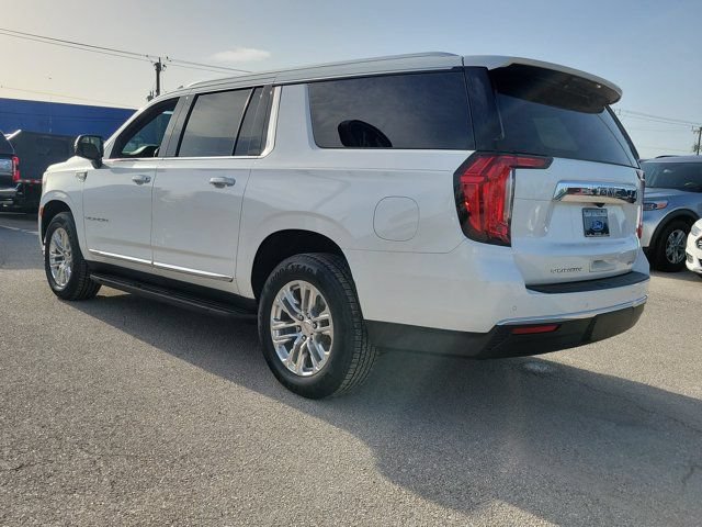 Used 2021 GMC Yukon XL SLT w/ SLT Premium Package RWD image 4