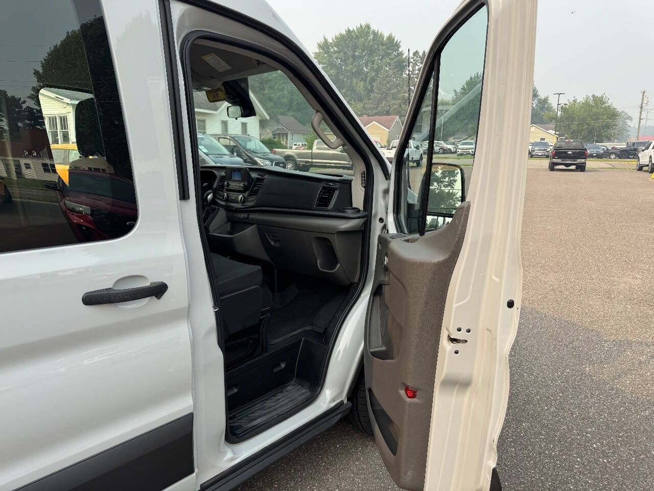 Certified 2023 Ford Transit 350 XL AWD/4WD image 26