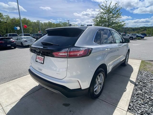 Certified 2022 Ford Edge SEL w/ Convenience Package AWD/4WD image 10