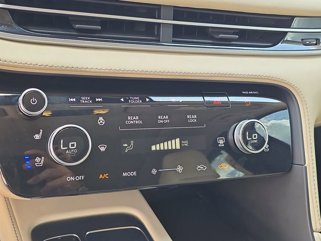 Used 2022 INFINITI QX60 Luxe image 25